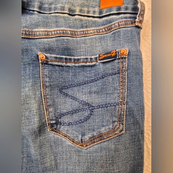 Seven7 women blue jeans - Picture 2 of 3